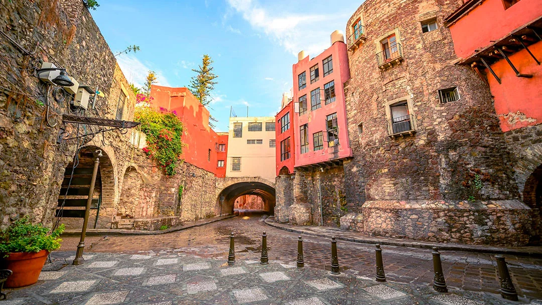 Colonial cities of Mexico tour, Central Mexico tour, Mexico cultural tour, Best colonial cities Mexico, Colonial treasures of Mexico, Mexico colonial heartland tour, Mexico City to San Miguel de Allende tour, Guanajuato colonial tour, Mexico colonial cities road trip, Tequila route and colonial cities, Guided tours Mexico colonial cities, Private colonial tour Mexico, Escorted tours Mexico, Mexico city day trip San Miguel de Allende, Day of the Dead colonial cities tour, Mexico City Guanajuato San Miguel Allende tour, Morelia and Pátzcuaro tour, Guanajuato Querétaro San Miguel tour from Mexico City, Tequila and colonial cities tour, Colonial cities of Mexico City Guanajuato San Miguel, Mexico colonial cities itinerary, How to travel between Mexico colonial cities, What to do in Mexico colonial cities, Mexico colonial cities driving tour